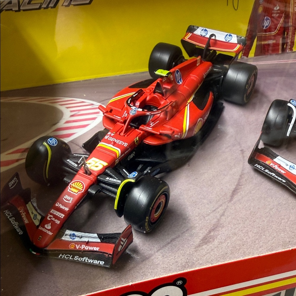 SF-24 Racing Car Duo - Red - Picture 7 of 7